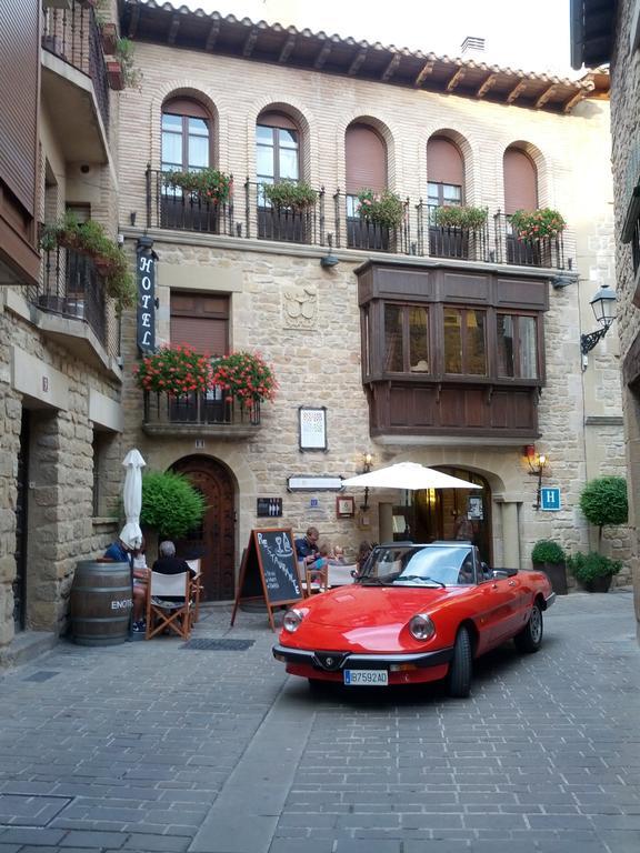 Hotel Merindad De Olite Exterior photo